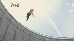 屋上にジャンプ